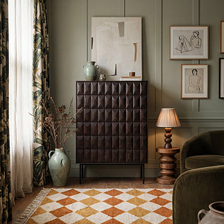 Cuba bar unit closed in lifestyle