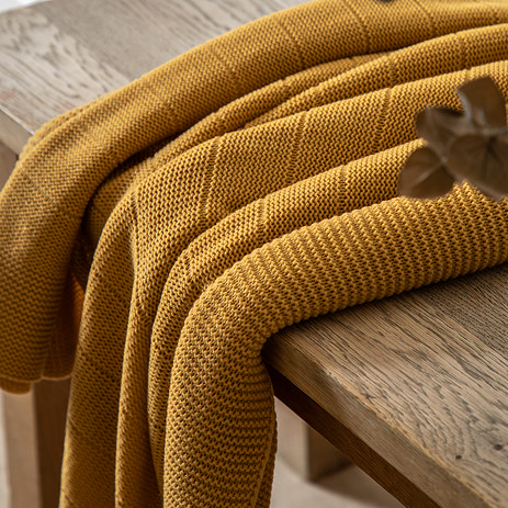 Cyrus Knit throw