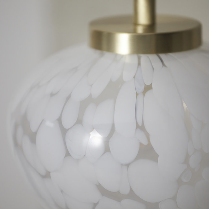Daisy table lamp image