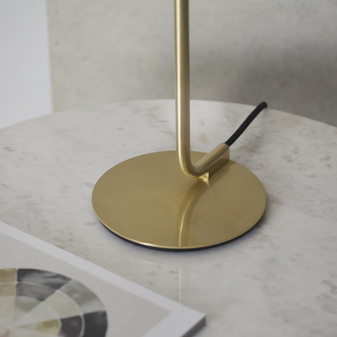 Daisy table lamp image