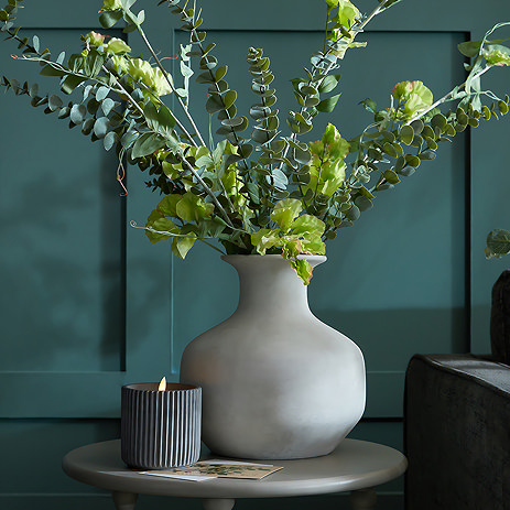 Darcy squat vase image