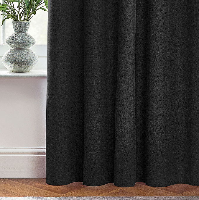 Close up of bottom of curtain image 3