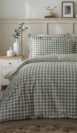 Photograph of a spring bedding duvet cover set