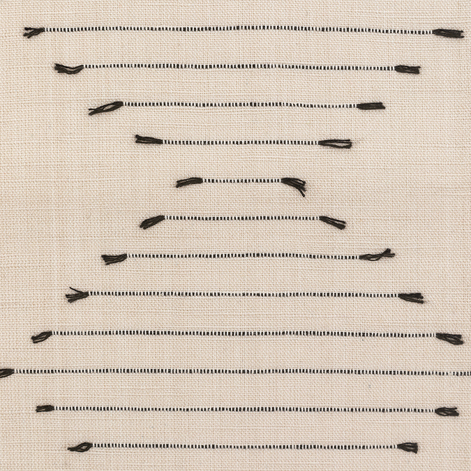 close up image of pattern in diamond weave table runner