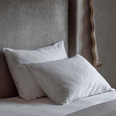 Housewife pillowcase pair image