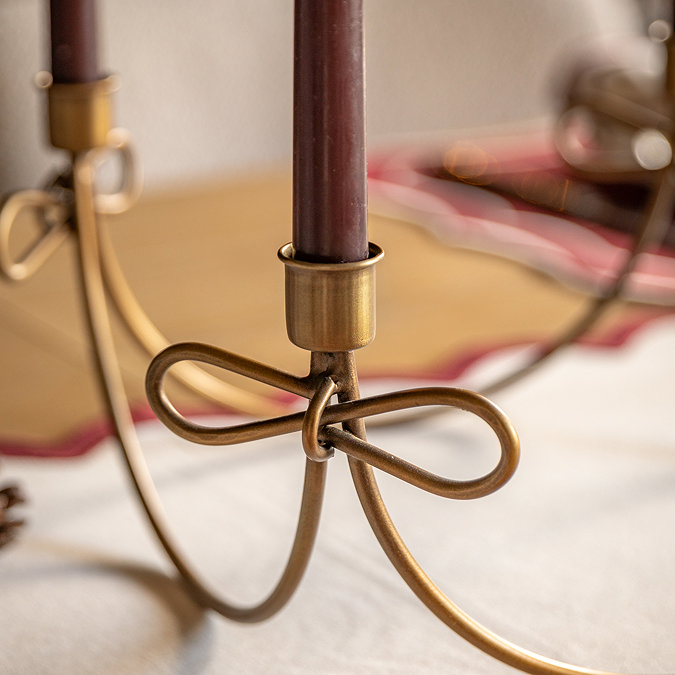 Elora bow candle holder
