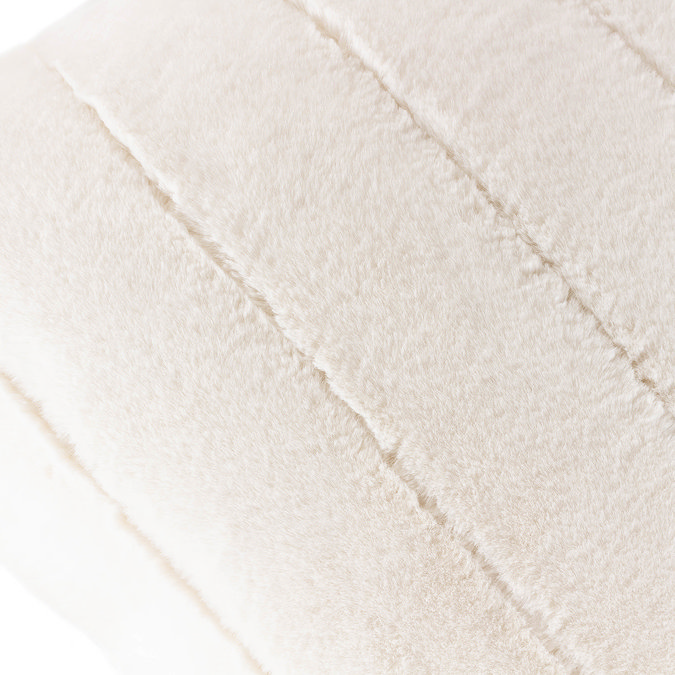 Empress Cream Cushion image