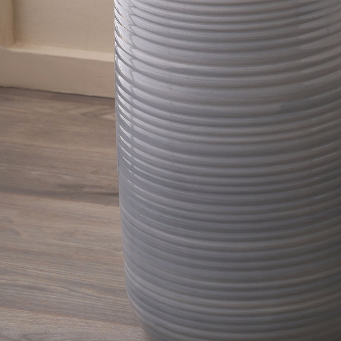 Everest ombre ceramic floor lamp