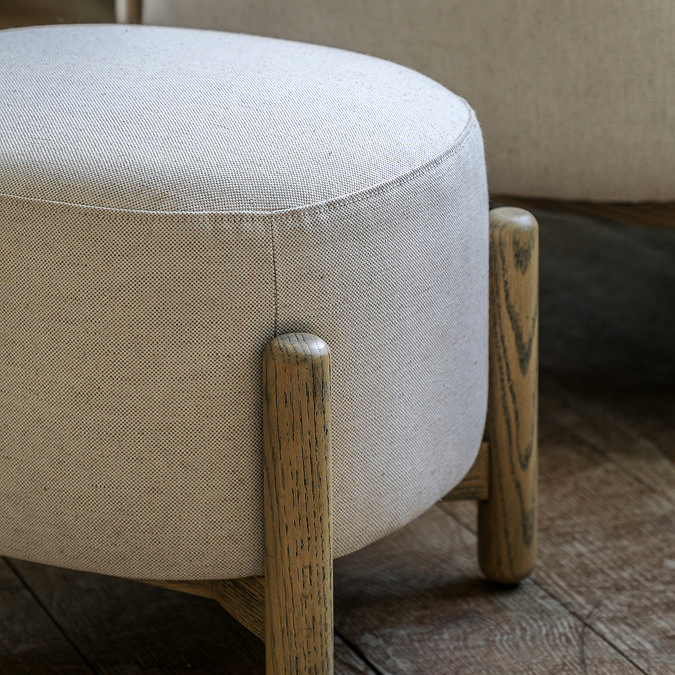Ezra Footstool