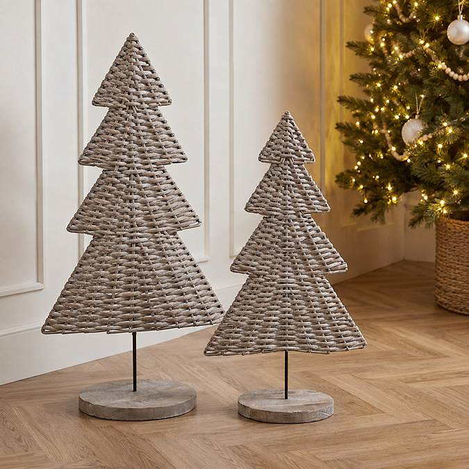 Large wicker Christmas tree