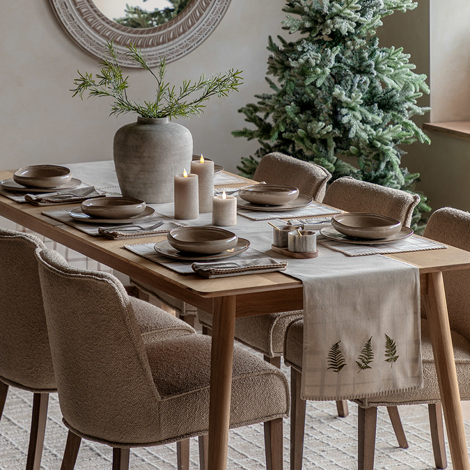 Festive Woodland Table runner 3