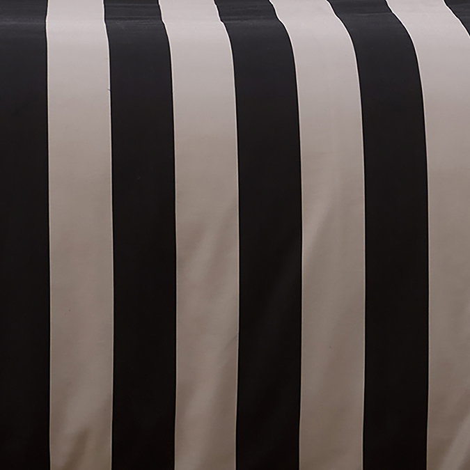 Close up of pattern image 4