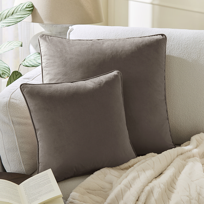 43 x 43cm carousel image