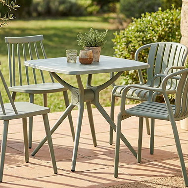 garden tables