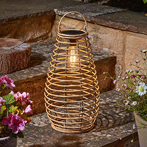 Outdoor lantern