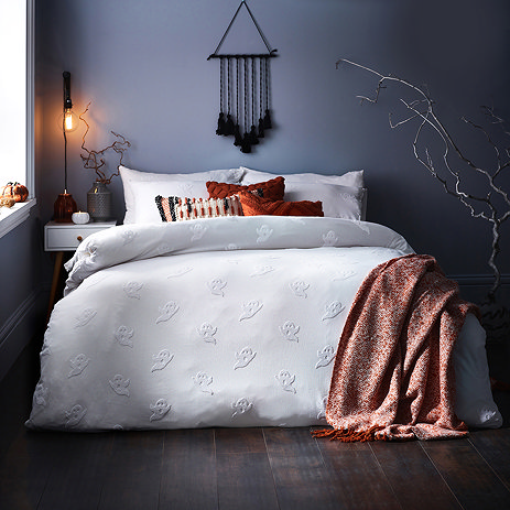 Ghost Tufted Halloween Duvet Cover Set