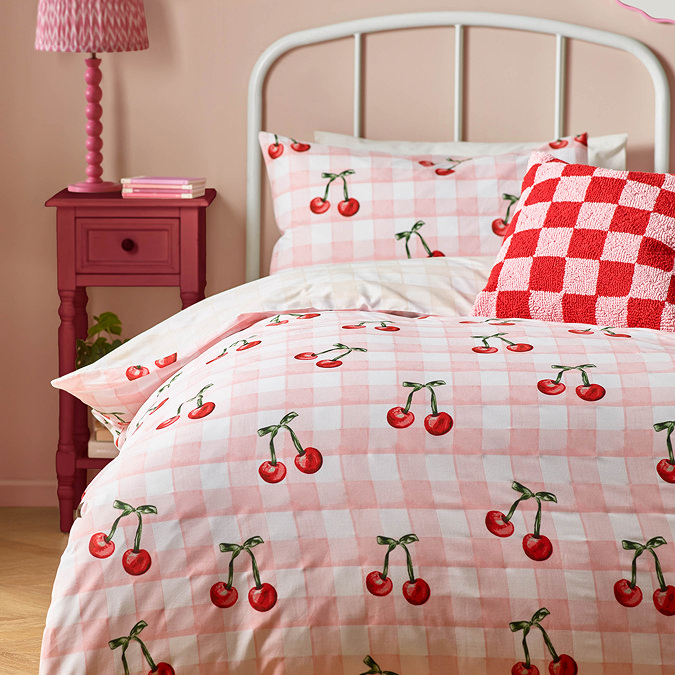 Gingham cherries duvet cover set image 2