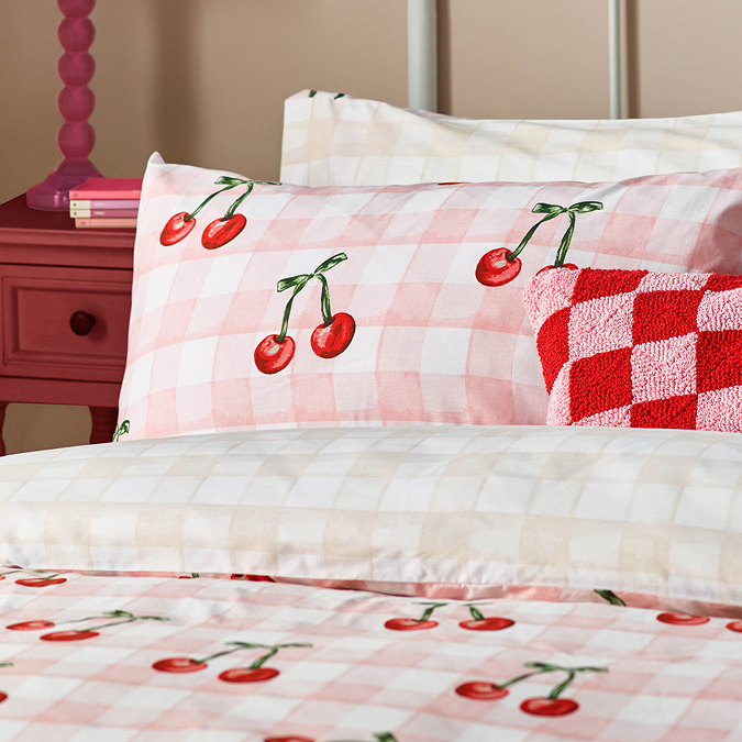Gingham cherries duvet cover set image 3