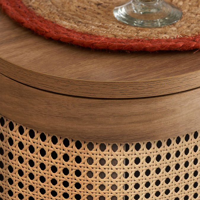 33GRA002 carousel image