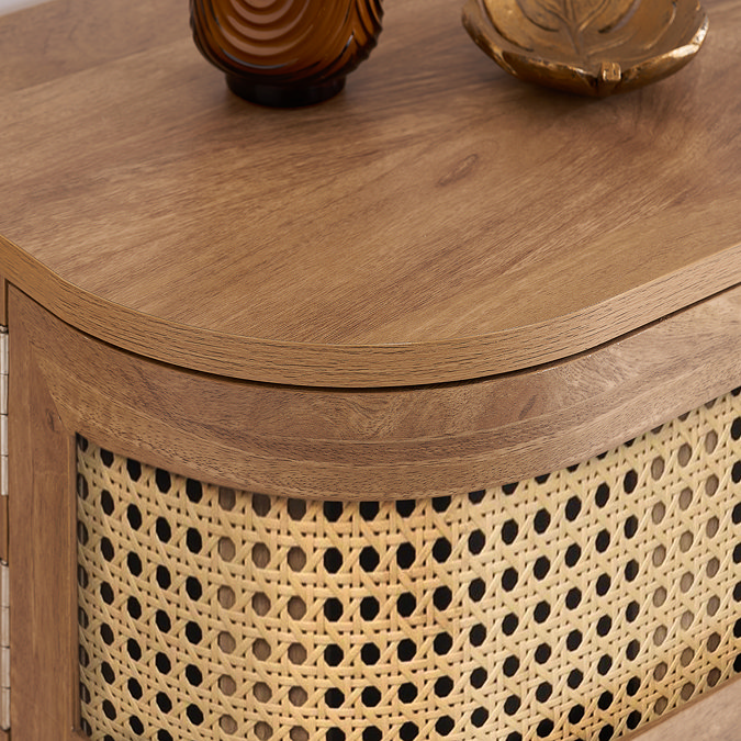 29GRA001 carousel image