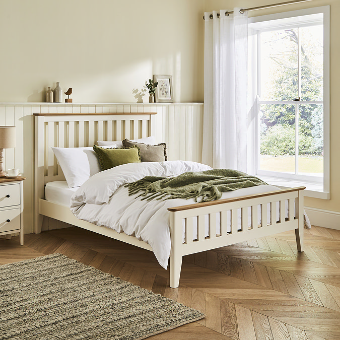 Harrogate Painted Slatted Bed - White carousel image