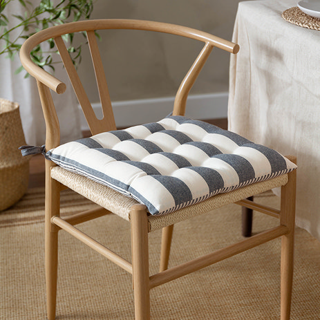 Hayle Navy Seat pad image 1