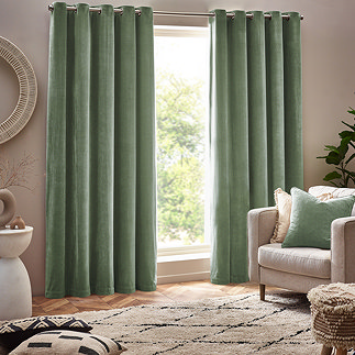 Heavy chenille eyelet curtain image 1