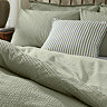 Relaxed seersucker duvet cover set in bay green