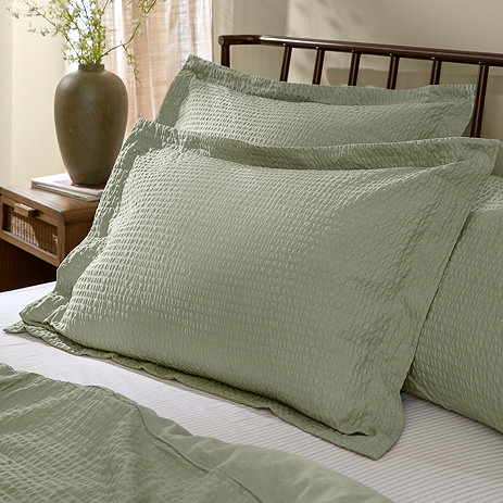 Hebden Relaxed seersucker pillowcase pair bay green