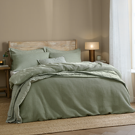 Hebden relaxed waffle duvet cover set bay green