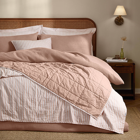 Hebden bedspread