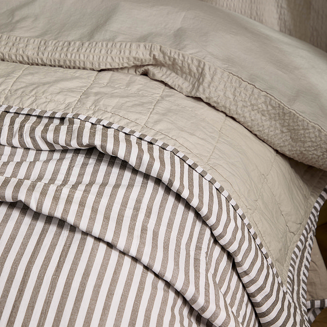 mole and stone hebden bedspread 