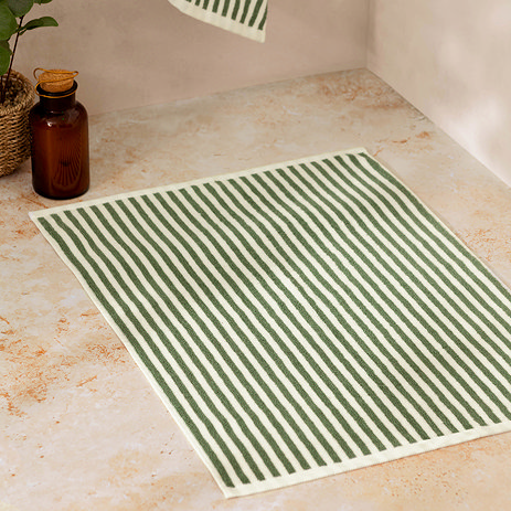 Hebden Green & Beige bath mat image