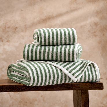 Hebden Stripe Towel - Forest Green carousel image