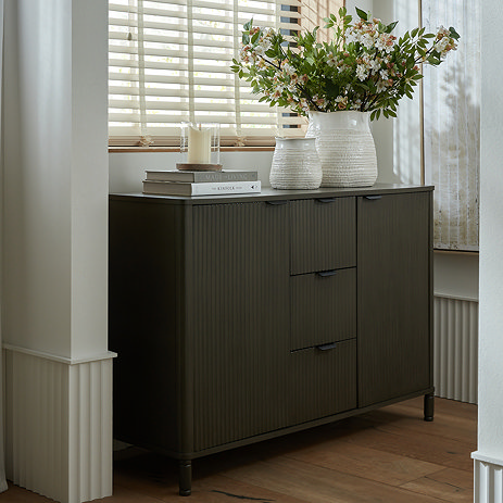 Newport 3 drawer 2 door cabinet