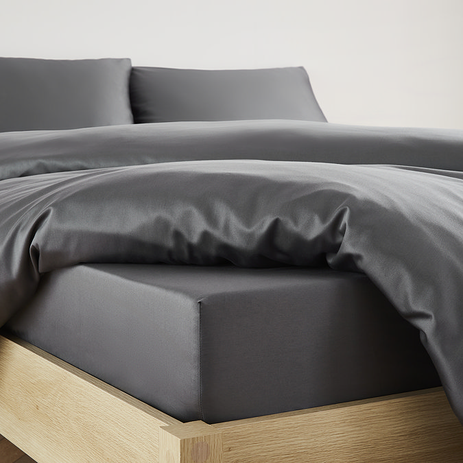 deep fitted sheet in silver and charcoal image