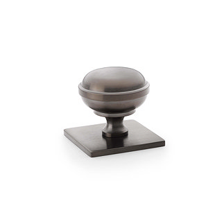 Isen Collection dark bronze pvd cabinet knob on square plate image