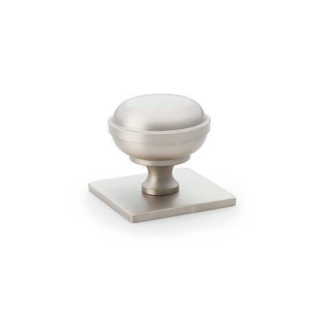 Isen Collection Satin Nickel cupboard knob on square plate image