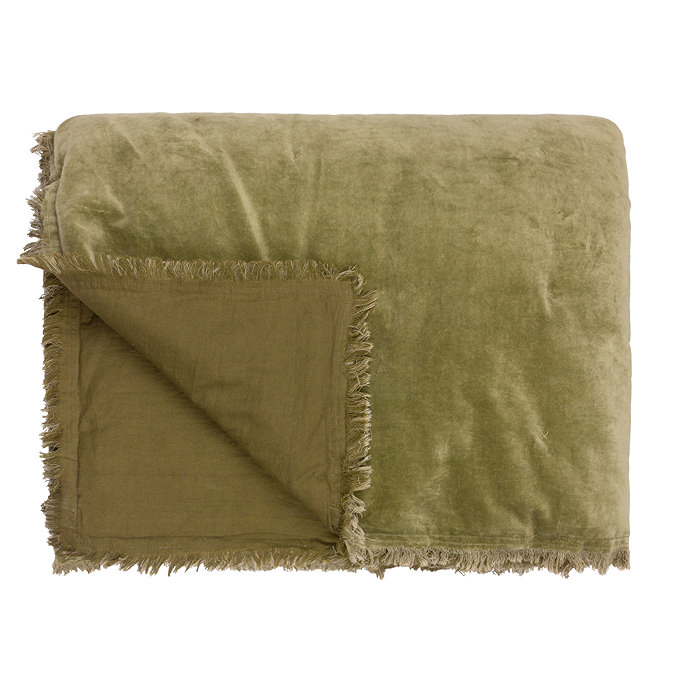 Jaye Bedspread in moss image 2