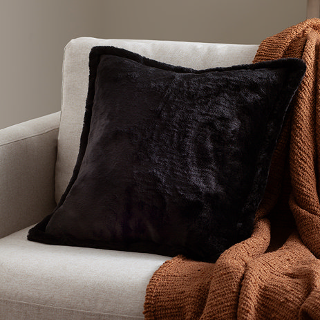 Kallu Black Cushion image