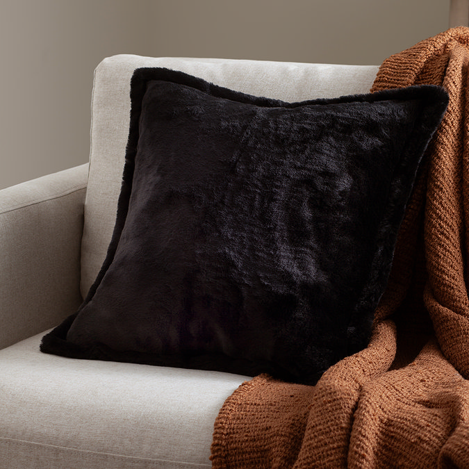 Kallu Black Cushion image