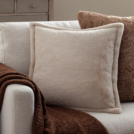 Kallu Natural cushion image