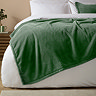 Kallu frost green throw image
