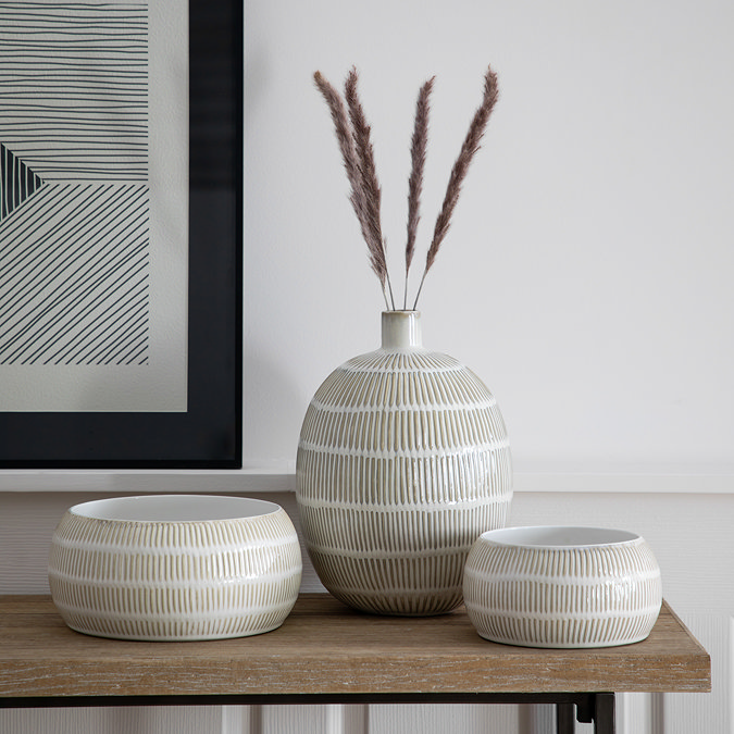Vase 2 