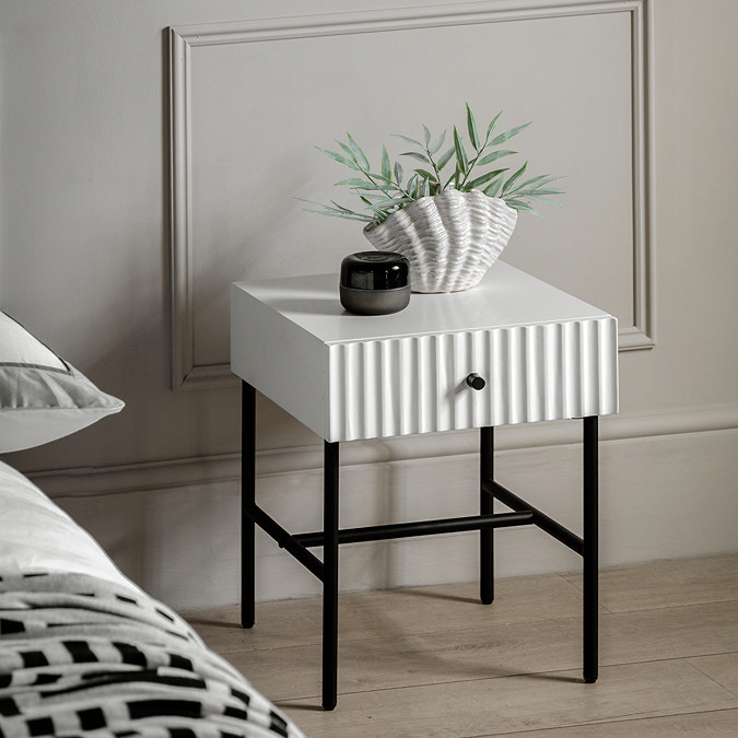 Lara Bedside Main Image
