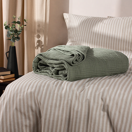 lark throw