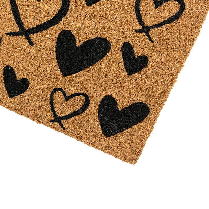 Coir Doormat Hearts close up image 2