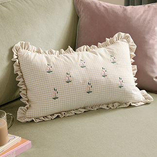 Les petite fleurs natural cushion