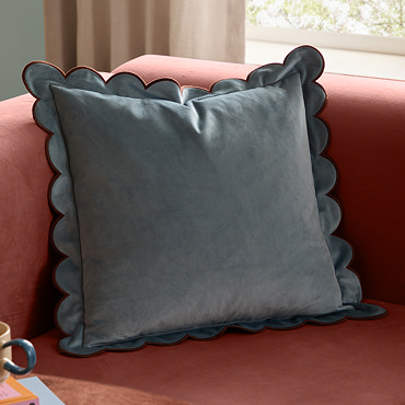 lil scallop blue and brown cushion image