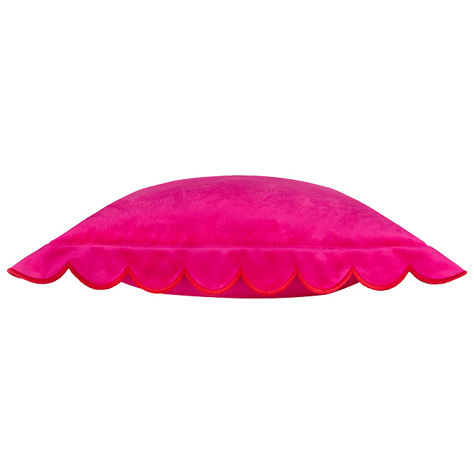 lil scallop cushion in pink image